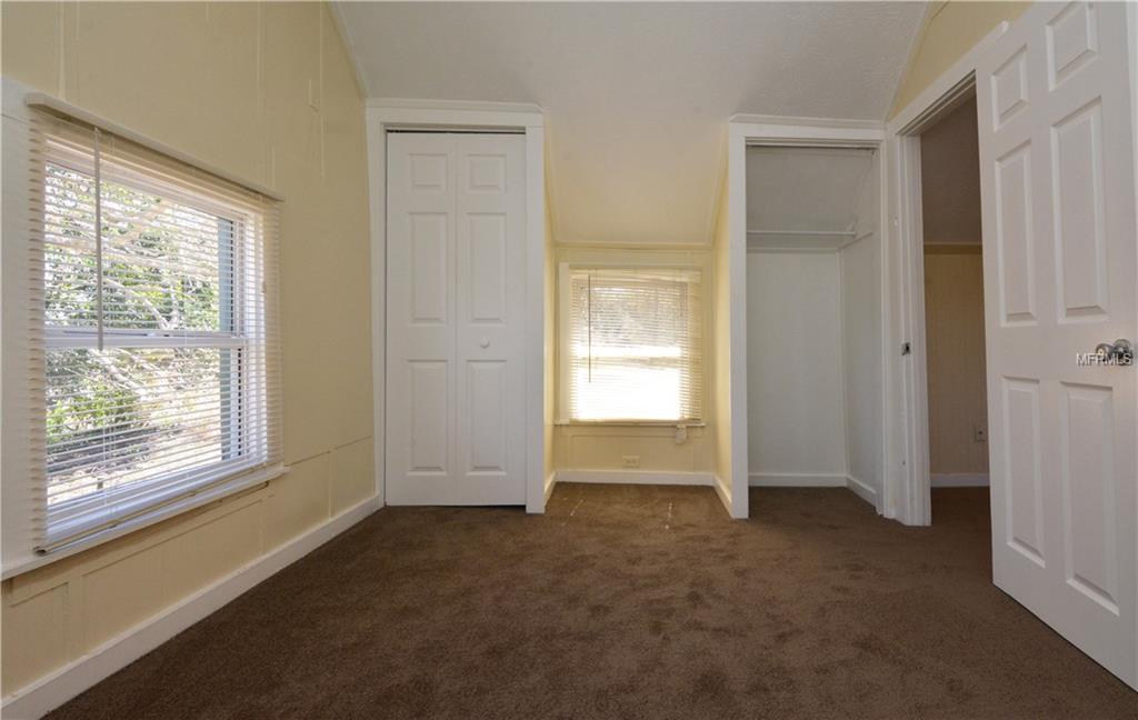 251 JENNICA COURT, GENEVA, Florida 32732, 6 Bedrooms Bedrooms, 4 Rooms Rooms,3 BathroomsBathrooms,Residential,For sale,JENNICA,O5559979