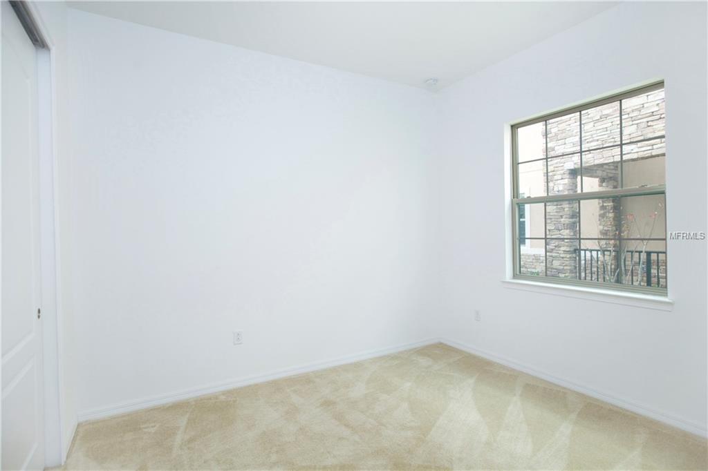 10455 SIDDINGTON DRIVE, ORLANDO, Florida 32832, 4 Bedrooms Bedrooms, 7 Rooms Rooms,3 BathroomsBathrooms,Residential,For sale,SIDDINGTON,O5560437