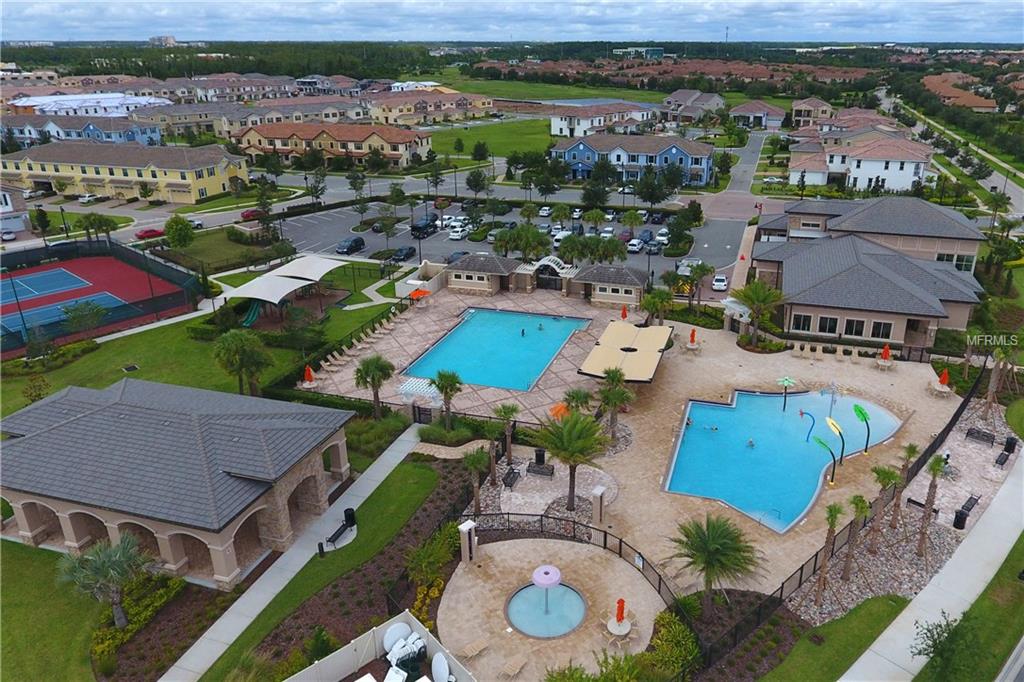 10455 SIDDINGTON DRIVE, ORLANDO, Florida 32832, 4 Bedrooms Bedrooms, 7 Rooms Rooms,3 BathroomsBathrooms,Residential,For sale,SIDDINGTON,O5560437