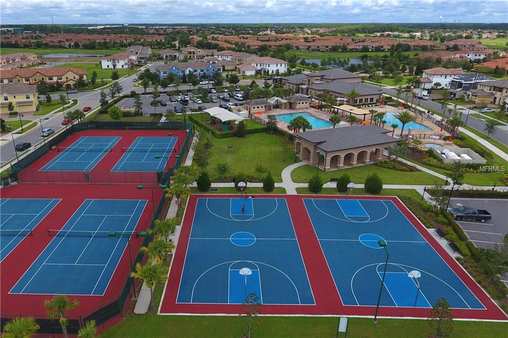 10455 SIDDINGTON DRIVE, ORLANDO, Florida 32832, 4 Bedrooms Bedrooms, 7 Rooms Rooms,3 BathroomsBathrooms,Residential,For sale,SIDDINGTON,O5560437