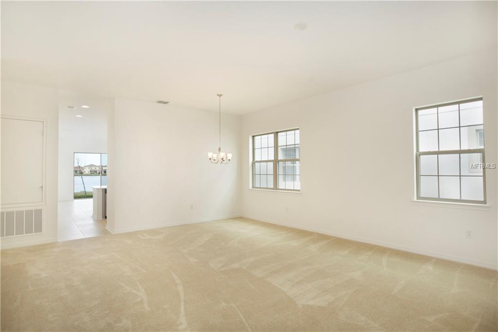 10455 SIDDINGTON DRIVE, ORLANDO, Florida 32832, 4 Bedrooms Bedrooms, 7 Rooms Rooms,3 BathroomsBathrooms,Residential,For sale,SIDDINGTON,O5560437