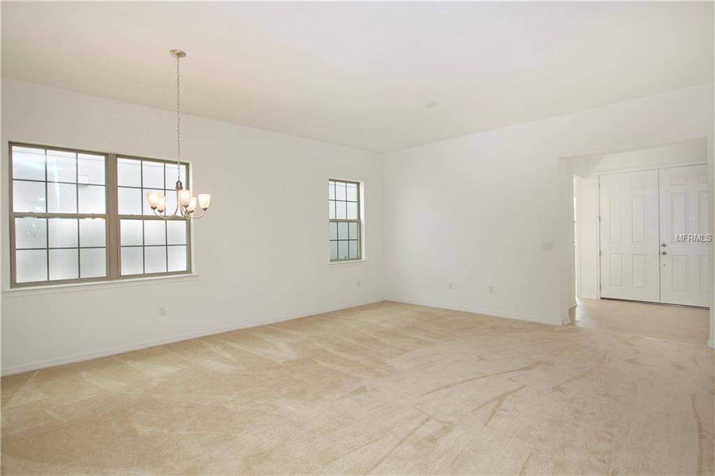 10455 SIDDINGTON DRIVE, ORLANDO, Florida 32832, 4 Bedrooms Bedrooms, 7 Rooms Rooms,3 BathroomsBathrooms,Residential,For sale,SIDDINGTON,O5560437