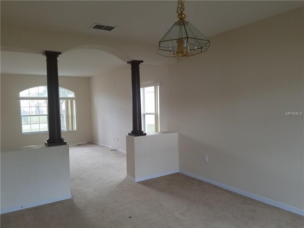 570 BRISTOL CIRCLE, KISSIMMEE, Florida 34758, 4 Bedrooms Bedrooms, 9 Rooms Rooms,2 BathroomsBathrooms,Residential,For sale,BRISTOL,S4857060