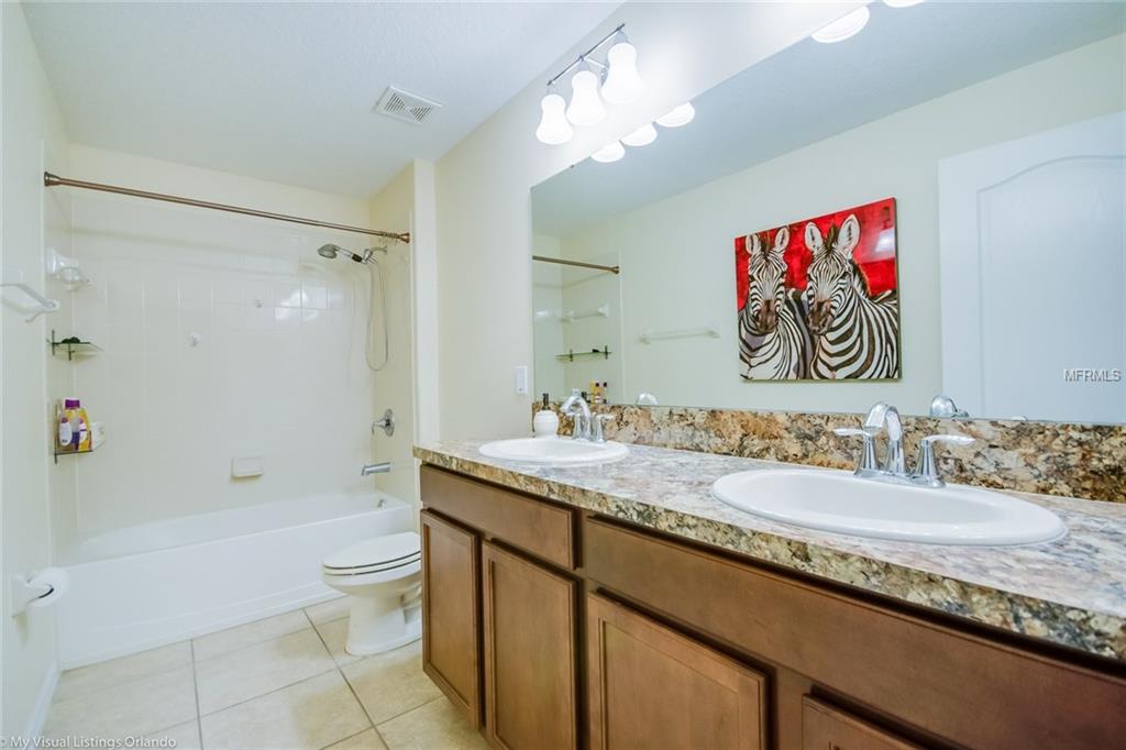 1911 RAFTON ROAD, APOPKA, Florida 32703, 5 Bedrooms Bedrooms, 8 Rooms Rooms,3 BathroomsBathrooms,Residential,For sale,RAFTON,O5528357