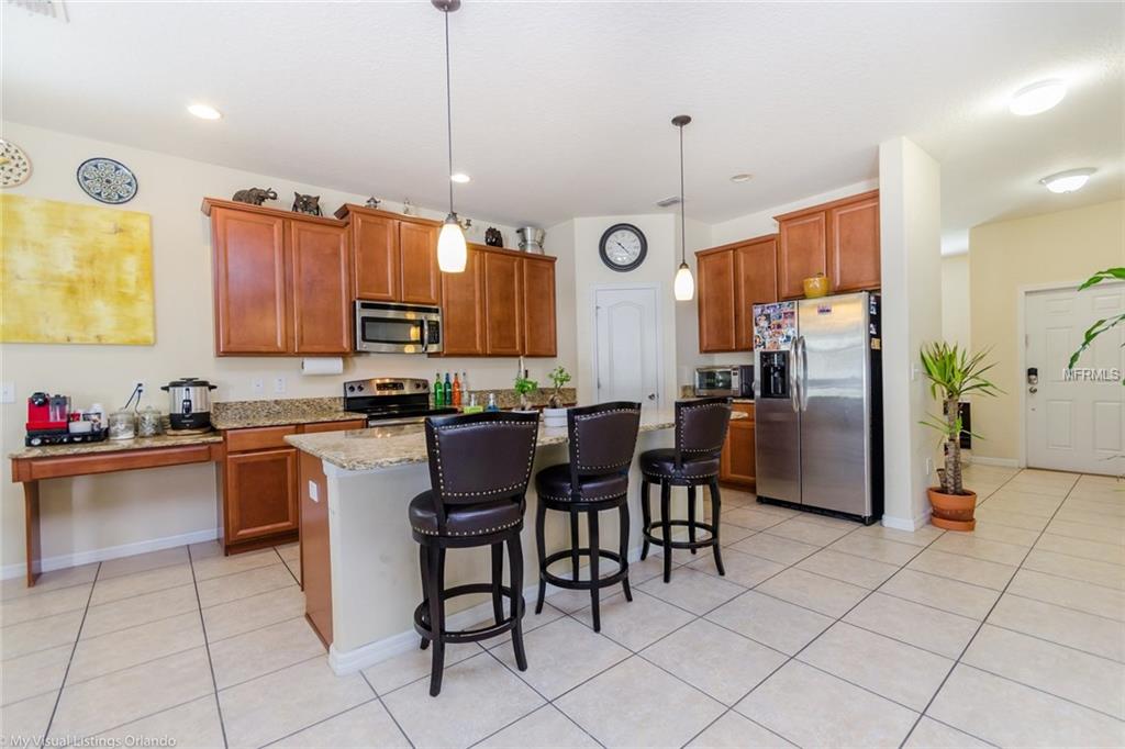 1911 RAFTON ROAD, APOPKA, Florida 32703, 5 Bedrooms Bedrooms, 8 Rooms Rooms,3 BathroomsBathrooms,Residential,For sale,RAFTON,O5528357