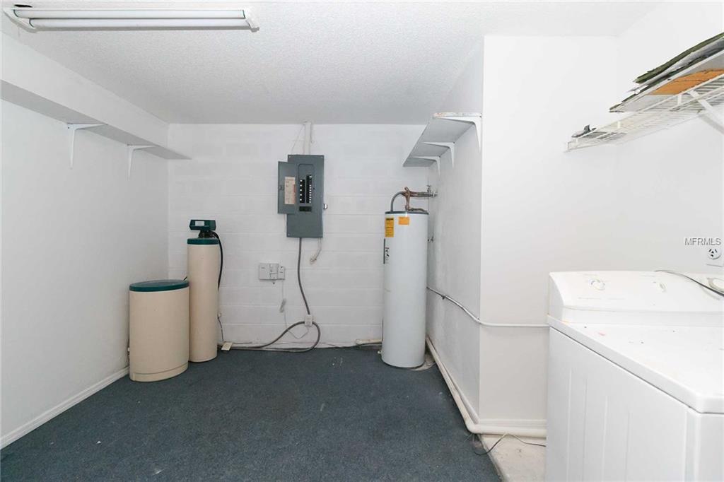 7935 APACHE LANE, LAKELAND, Florida 33810, 3 Bedrooms Bedrooms, 6 Rooms Rooms,2 BathroomsBathrooms,Residential,For sale,APACHE,O5536169