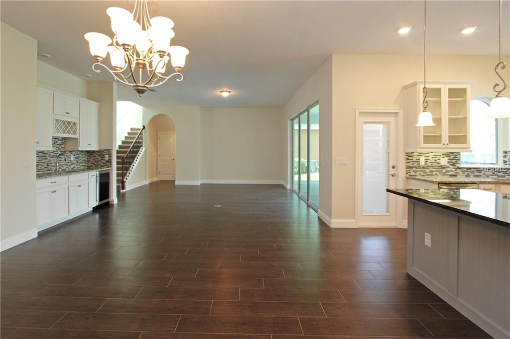 619 SANCTUARY GOLF PLACE, APOPKA, Florida 32712, 5 Bedrooms Bedrooms, 10 Rooms Rooms,4 BathroomsBathrooms,Residential,For sale,SANCTUARY GOLF,O5540760