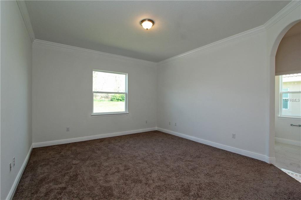 619 SANCTUARY GOLF PLACE, APOPKA, Florida 32712, 5 Bedrooms Bedrooms, 10 Rooms Rooms,4 BathroomsBathrooms,Residential,For sale,SANCTUARY GOLF,O5540760