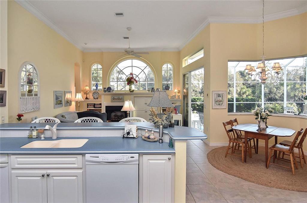 430 OTTER CREEK DRIVE, VENICE, Florida 34292, 4 Bedrooms Bedrooms, 10 Rooms Rooms,3 BathroomsBathrooms,Residential,For sale,OTTER CREEK,N5916115