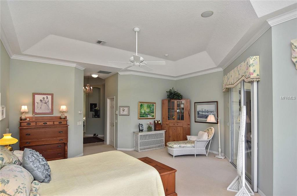 430 OTTER CREEK DRIVE, VENICE, Florida 34292, 4 Bedrooms Bedrooms, 10 Rooms Rooms,3 BathroomsBathrooms,Residential,For sale,OTTER CREEK,N5916115