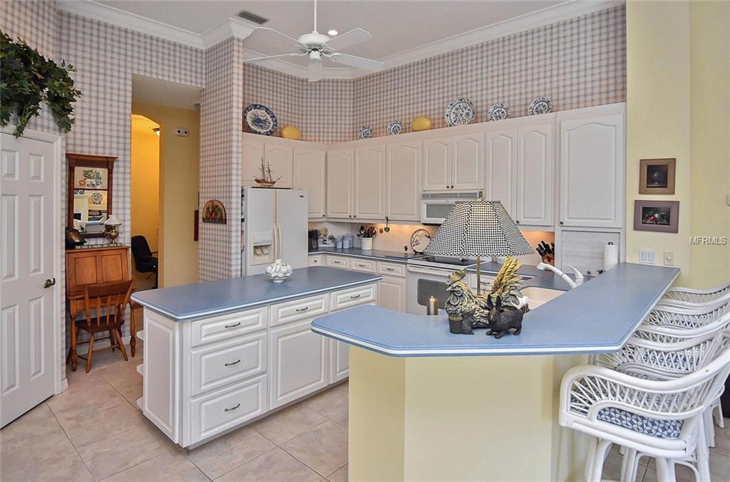 430 OTTER CREEK DRIVE, VENICE, Florida 34292, 4 Bedrooms Bedrooms, 10 Rooms Rooms,3 BathroomsBathrooms,Residential,For sale,OTTER CREEK,N5916115