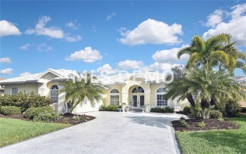 430 OTTER CREEK DRIVE, VENICE, Florida 34292, 4 Bedrooms Bedrooms, 10 Rooms Rooms,3 BathroomsBathrooms,Residential,For sale,OTTER CREEK,N5916115