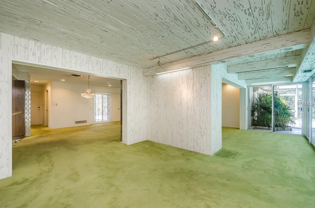 307 ORANGEWOOD LANE, LARGO, Florida 33770, 3 Bedrooms Bedrooms, 6 Rooms Rooms,2 BathroomsBathrooms,Residential,For sale,ORANGEWOOD,U7846034