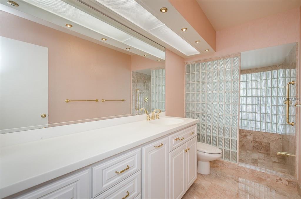 307 ORANGEWOOD LANE, LARGO, Florida 33770, 3 Bedrooms Bedrooms, 6 Rooms Rooms,2 BathroomsBathrooms,Residential,For sale,ORANGEWOOD,U7846034