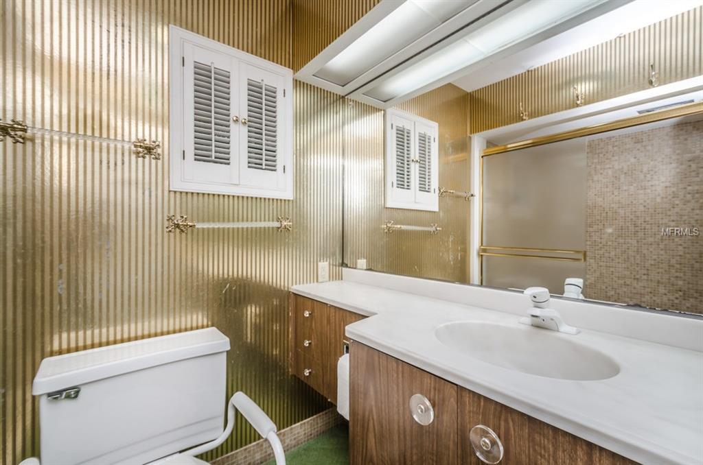 307 ORANGEWOOD LANE, LARGO, Florida 33770, 3 Bedrooms Bedrooms, 6 Rooms Rooms,2 BathroomsBathrooms,Residential,For sale,ORANGEWOOD,U7846034