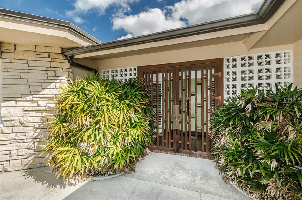 307 ORANGEWOOD LANE, LARGO, Florida 33770, 3 Bedrooms Bedrooms, 6 Rooms Rooms,2 BathroomsBathrooms,Residential,For sale,ORANGEWOOD,U7846034