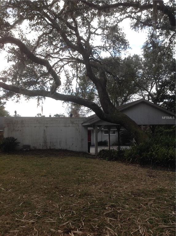 1326 TRAIL BY THE LAKE, DELAND, Florida 32724, 4 Bedrooms Bedrooms, 9 Rooms Rooms,2 BathroomsBathrooms,Residential,For sale,TRAIL BY THE LAKE,G4852495