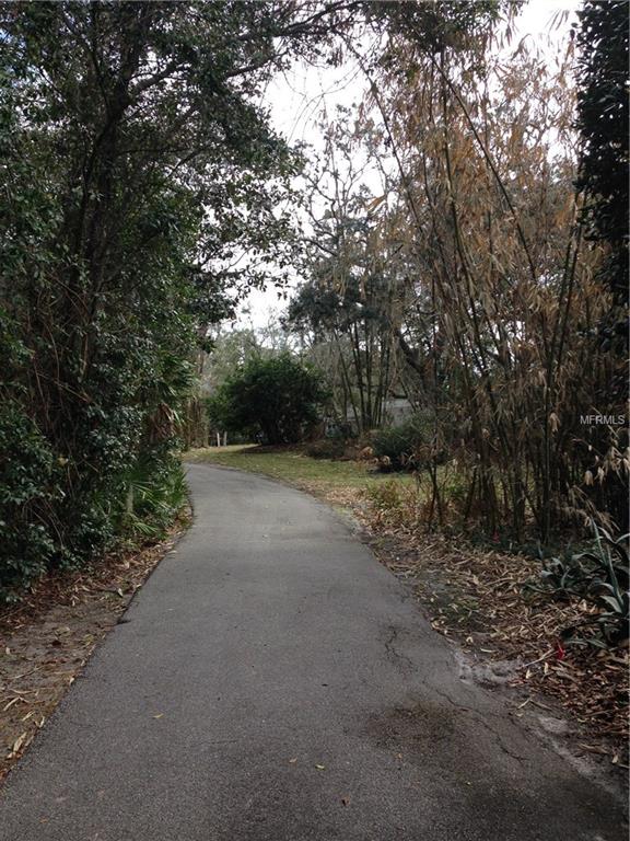 1326 TRAIL BY THE LAKE, DELAND, Florida 32724, 4 Bedrooms Bedrooms, 9 Rooms Rooms,2 BathroomsBathrooms,Residential,For sale,TRAIL BY THE LAKE,G4852495