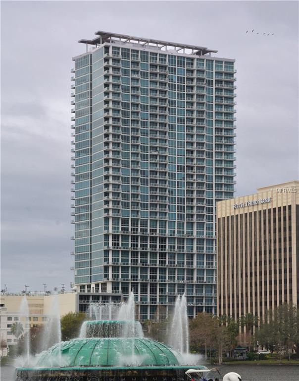 150 E ROBINSON STREET, ORLANDO, Florida 32801, 3 Bedrooms Bedrooms, 7 Rooms Rooms,3 BathroomsBathrooms,Residential,For sale,ROBINSON,O5561379