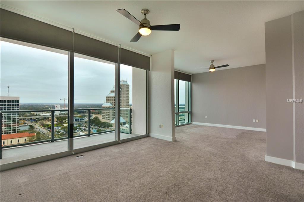 150 E ROBINSON STREET, ORLANDO, Florida 32801, 3 Bedrooms Bedrooms, 7 Rooms Rooms,3 BathroomsBathrooms,Residential,For sale,ROBINSON,O5561379