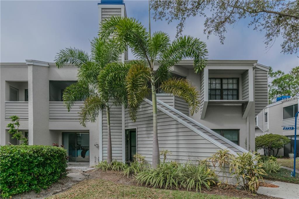 8737 BARDMOOR PLACE, LARGO, Florida 33777, 2 Bedrooms Bedrooms, 3 Rooms Rooms,2 BathroomsBathrooms,Residential,For sale,BARDMOOR,T2928164