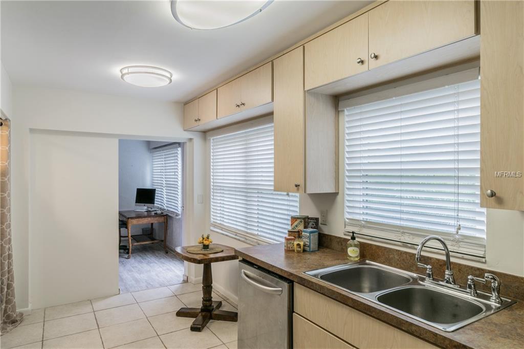 8737 BARDMOOR PLACE, LARGO, Florida 33777, 2 Bedrooms Bedrooms, 3 Rooms Rooms,2 BathroomsBathrooms,Residential,For sale,BARDMOOR,T2928164