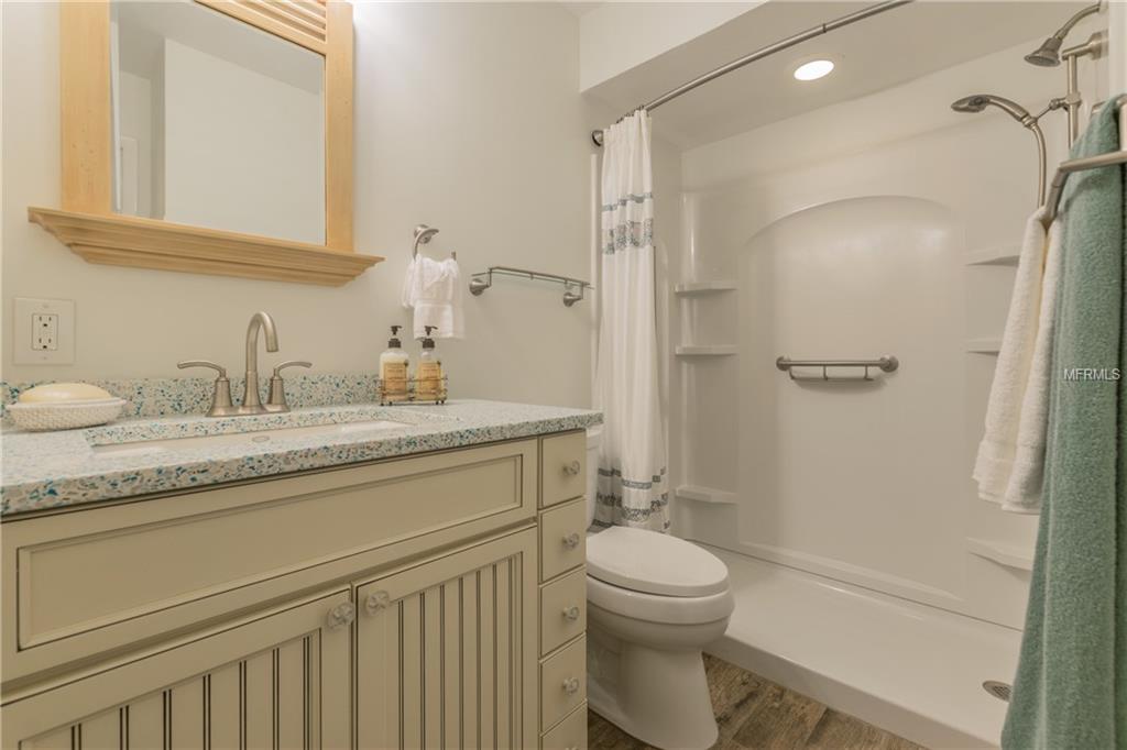 8737 BARDMOOR PLACE, LARGO, Florida 33777, 2 Bedrooms Bedrooms, 3 Rooms Rooms,2 BathroomsBathrooms,Residential,For sale,BARDMOOR,T2928164