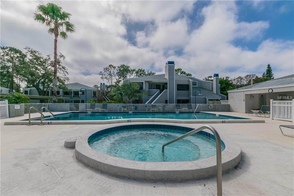 8737 BARDMOOR PLACE, LARGO, Florida 33777, 2 Bedrooms Bedrooms, 3 Rooms Rooms,2 BathroomsBathrooms,Residential,For sale,BARDMOOR,T2928164