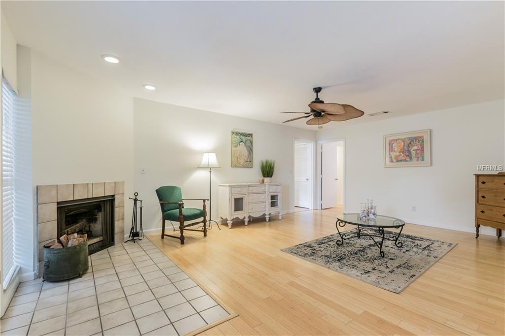 8737 BARDMOOR PLACE, LARGO, Florida 33777, 2 Bedrooms Bedrooms, 3 Rooms Rooms,2 BathroomsBathrooms,Residential,For sale,BARDMOOR,T2928164