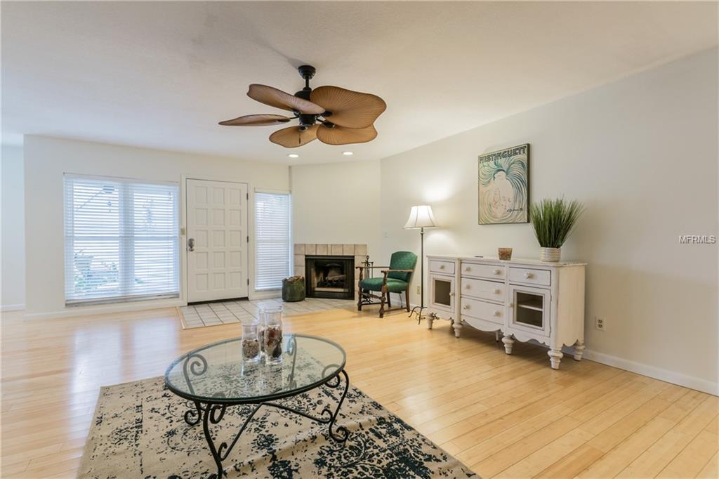 8737 BARDMOOR PLACE, LARGO, Florida 33777, 2 Bedrooms Bedrooms, 3 Rooms Rooms,2 BathroomsBathrooms,Residential,For sale,BARDMOOR,T2928164