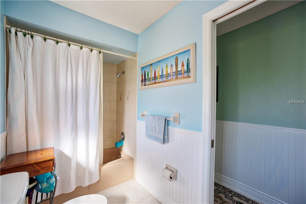 428 E ROSSETTI DR, NOKOMIS, Florida 34275, 3 Bedrooms Bedrooms, 8 Rooms Rooms,2 BathroomsBathrooms,Residential,For sale,E ROSSETTI DR,A4209951