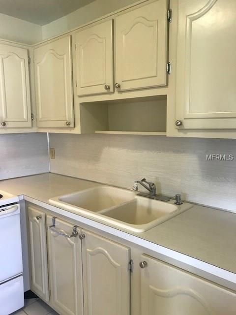 11927 BOYNTON LANE, NEW PORT RICHEY, Florida 34654, 1 Bedroom Bedrooms, 3 Rooms Rooms,1 BathroomBathrooms,Residential,For sale,BOYNTON,W7637819