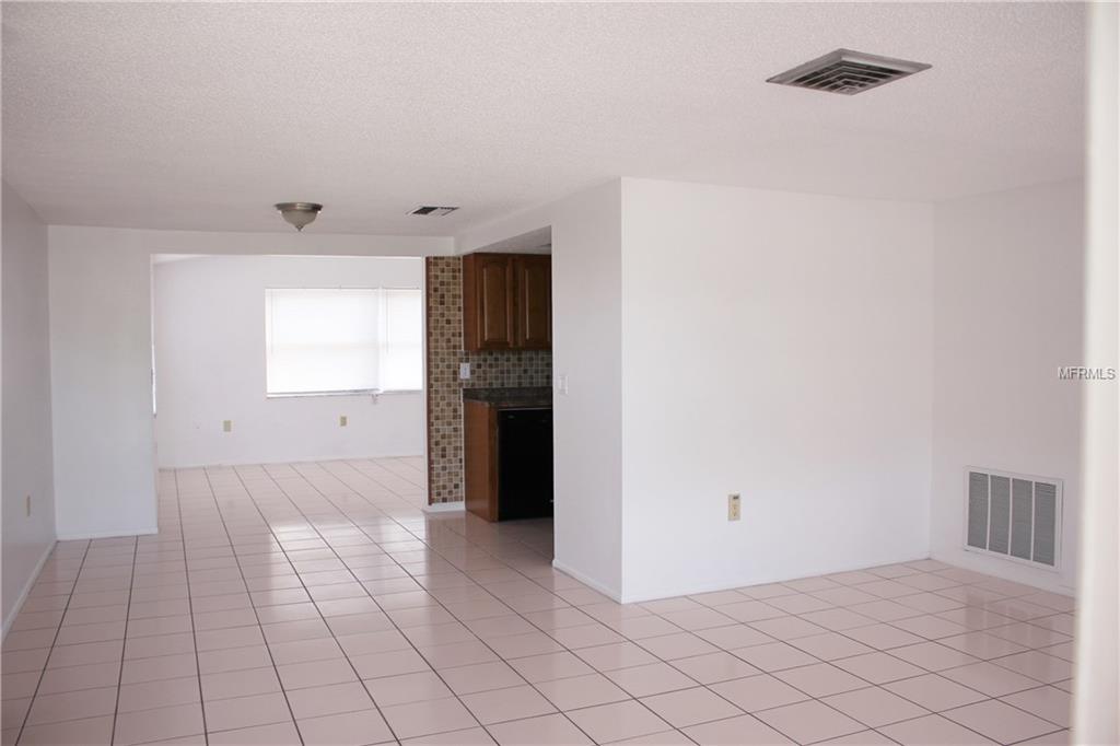 NEW PORT RICHEY, Florida 34652, 2 Bedrooms Bedrooms, 3 Rooms Rooms,2 BathroomsBathrooms,Residential,For sale,U7847594