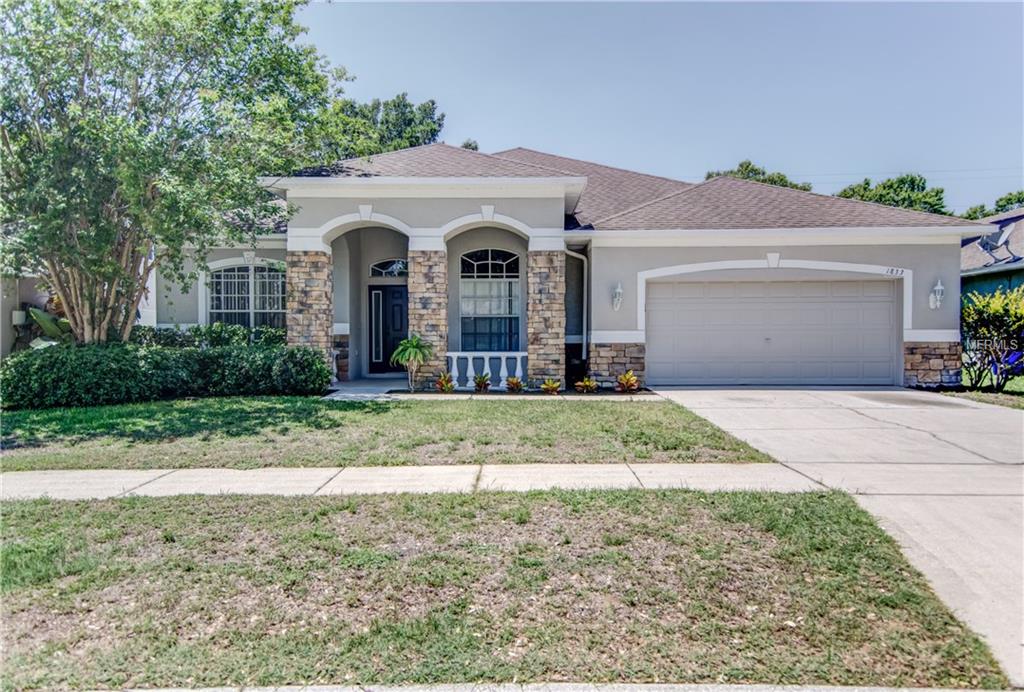 1833 WINN ARTHUR DRIVE, VALRICO, Florida 33594, 4 Bedrooms Bedrooms, 8 Rooms Rooms,3 BathroomsBathrooms,Residential,For sale,WINN ARTHUR,T2880667