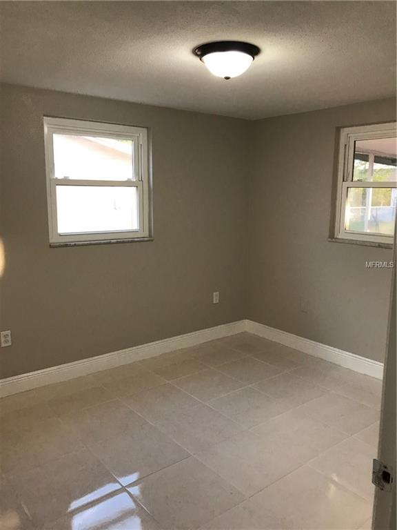 9421 COCHISE LANE, PORT RICHEY, Florida 34668, 2 Bedrooms Bedrooms, 3 Rooms Rooms,2 BathroomsBathrooms,Residential,For sale,COCHISE,W7632511