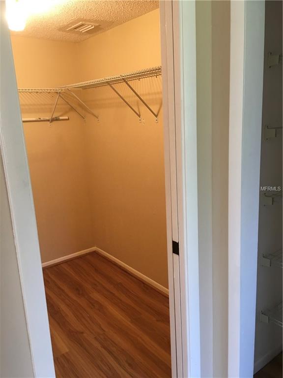 6973 W COUNTRY CLUB DRIVE N, SARASOTA, Florida 34243, 3 Bedrooms Bedrooms, 5 Rooms Rooms,2 BathroomsBathrooms,Residential,For sale,COUNTRY CLUB,A4196367