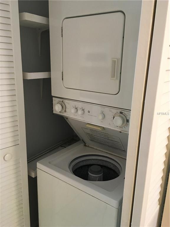 6973 W COUNTRY CLUB DRIVE N, SARASOTA, Florida 34243, 3 Bedrooms Bedrooms, 5 Rooms Rooms,2 BathroomsBathrooms,Residential,For sale,COUNTRY CLUB,A4196367