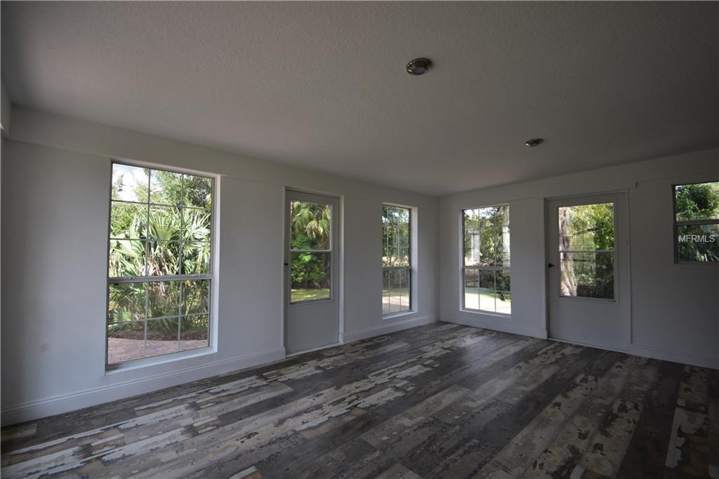 7247 TREASURE ISLAND ROAD, LEESBURG, Florida 34788, 3 Bedrooms Bedrooms, 5 Rooms Rooms,2 BathroomsBathrooms,Residential,For sale,TREASURE ISLAND,G4850573