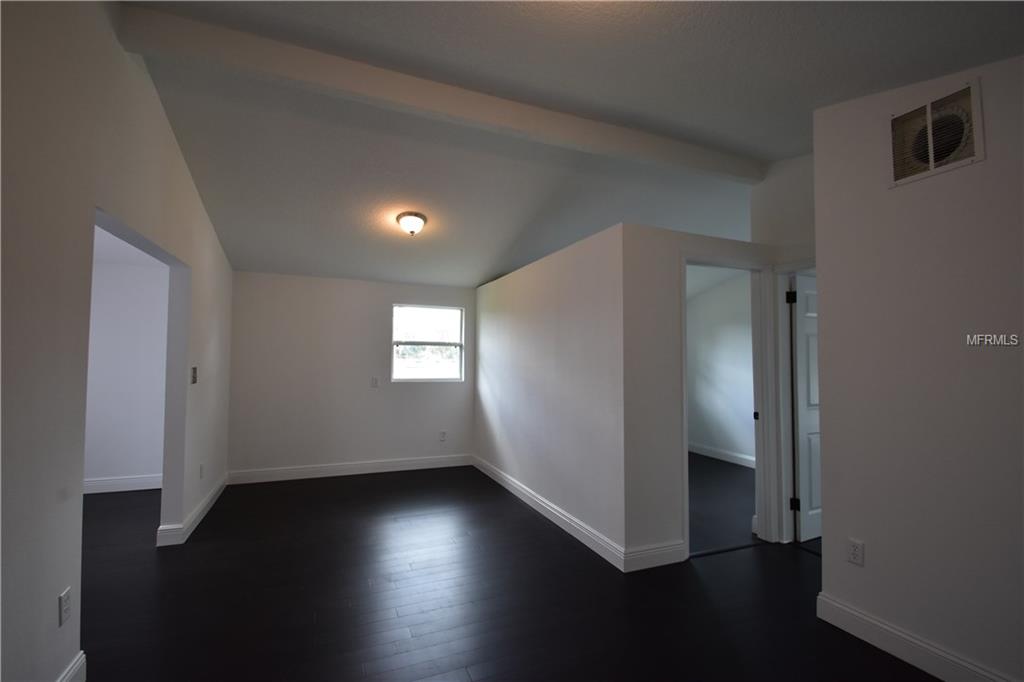 7247 TREASURE ISLAND ROAD, LEESBURG, Florida 34788, 3 Bedrooms Bedrooms, 5 Rooms Rooms,2 BathroomsBathrooms,Residential,For sale,TREASURE ISLAND,G4850573