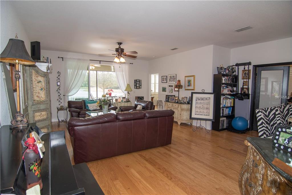 15822 AURORA LAKE CIRCLE, WIMAUMA, Florida 33598, 2 Bedrooms Bedrooms, 5 Rooms Rooms,2 BathroomsBathrooms,Residential,For sale,AURORA LAKE,A4207160