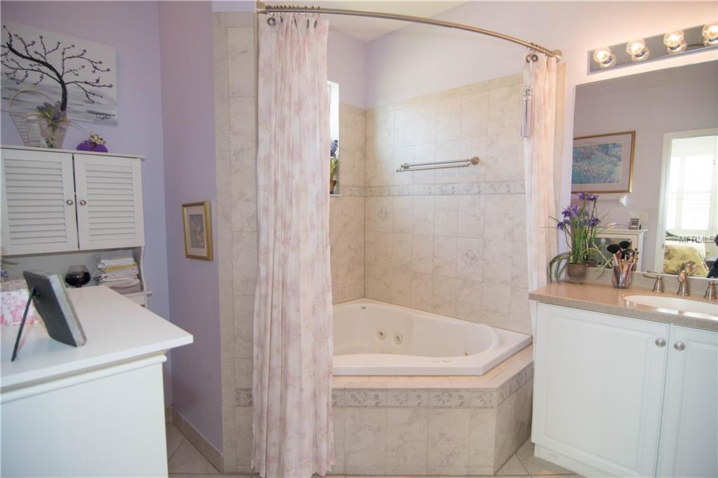 15822 AURORA LAKE CIRCLE, WIMAUMA, Florida 33598, 2 Bedrooms Bedrooms, 5 Rooms Rooms,2 BathroomsBathrooms,Residential,For sale,AURORA LAKE,A4207160