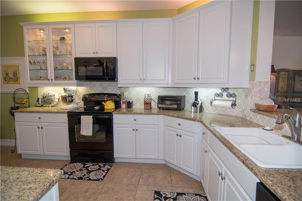 15822 AURORA LAKE CIRCLE, WIMAUMA, Florida 33598, 2 Bedrooms Bedrooms, 5 Rooms Rooms,2 BathroomsBathrooms,Residential,For sale,AURORA LAKE,A4207160