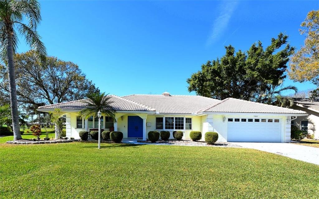1023 KINGS COURT, VENICE, Florida 34293, 3 Bedrooms Bedrooms, 6 Rooms Rooms,3 BathroomsBathrooms,Residential,For sale,KINGS,A4208146