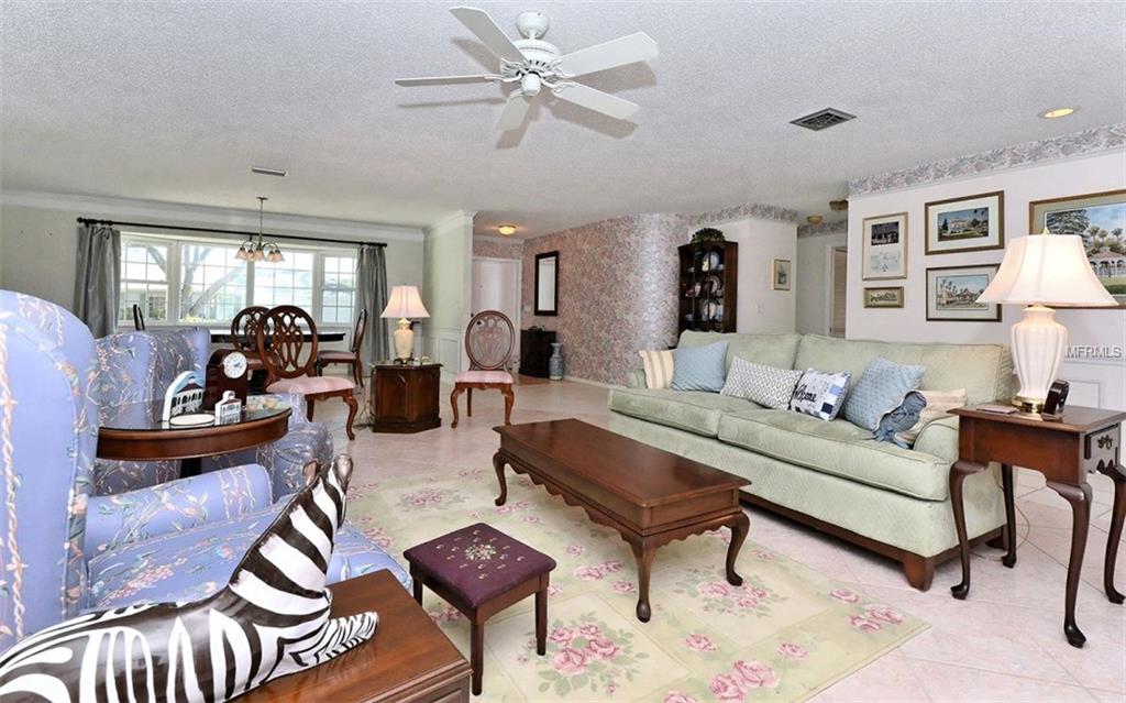 1023 KINGS COURT, VENICE, Florida 34293, 3 Bedrooms Bedrooms, 6 Rooms Rooms,3 BathroomsBathrooms,Residential,For sale,KINGS,A4208146