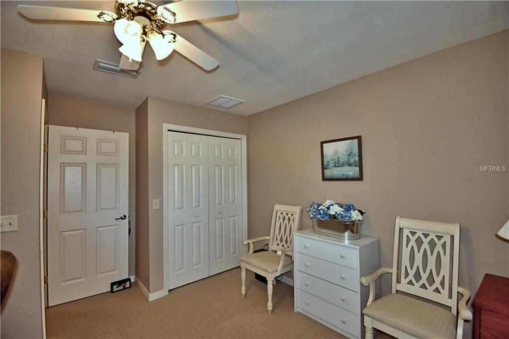 290 CHALET ESTATES STREET, LAKE WALES, Florida 33859, 3 Bedrooms Bedrooms, 7 Rooms Rooms,3 BathroomsBathrooms,Residential,For sale,CHALET ESTATES,P4718868