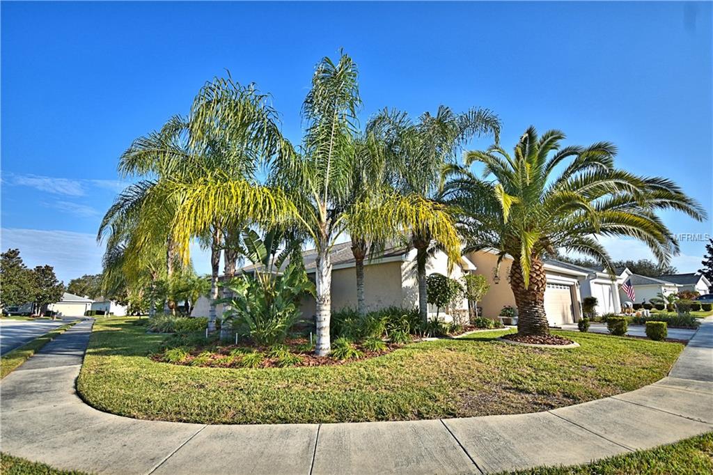 290 CHALET ESTATES STREET, LAKE WALES, Florida 33859, 3 Bedrooms Bedrooms, 7 Rooms Rooms,3 BathroomsBathrooms,Residential,For sale,CHALET ESTATES,P4718868