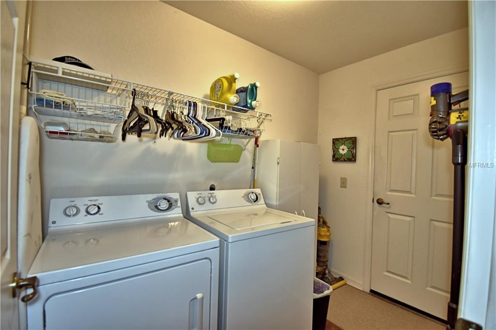 290 CHALET ESTATES STREET, LAKE WALES, Florida 33859, 3 Bedrooms Bedrooms, 7 Rooms Rooms,3 BathroomsBathrooms,Residential,For sale,CHALET ESTATES,P4718868