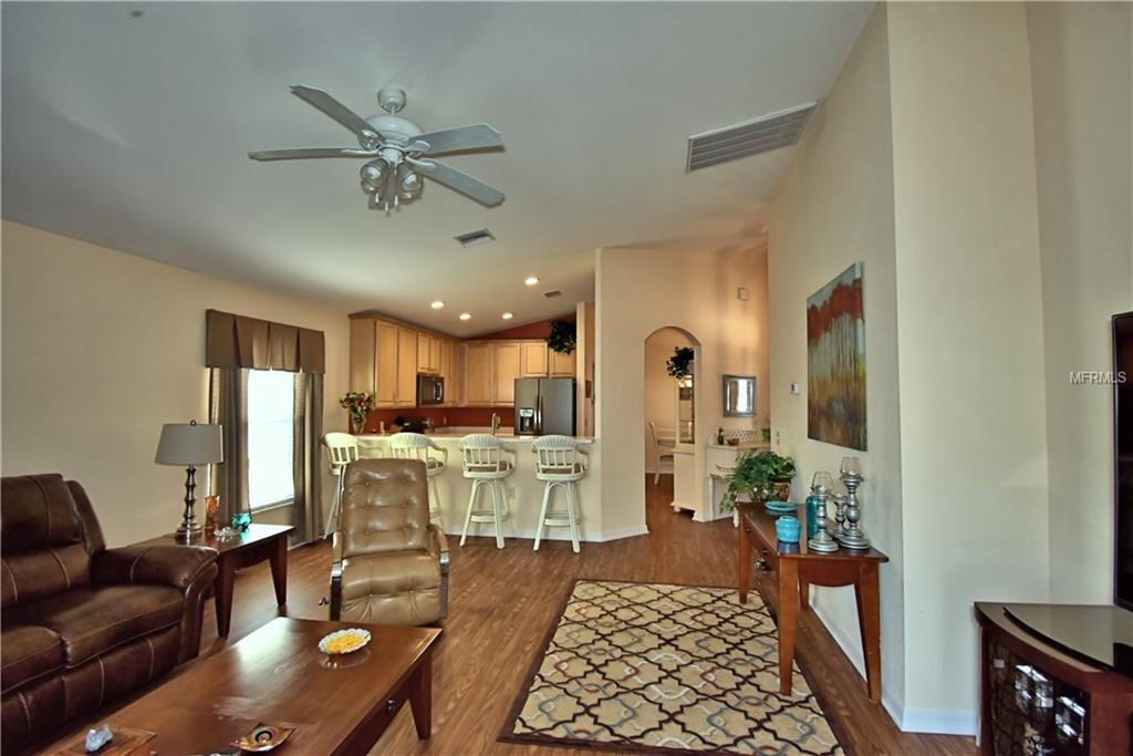 290 CHALET ESTATES STREET, LAKE WALES, Florida 33859, 3 Bedrooms Bedrooms, 7 Rooms Rooms,3 BathroomsBathrooms,Residential,For sale,CHALET ESTATES,P4718868