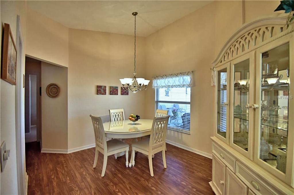 290 CHALET ESTATES STREET, LAKE WALES, Florida 33859, 3 Bedrooms Bedrooms, 7 Rooms Rooms,3 BathroomsBathrooms,Residential,For sale,CHALET ESTATES,P4718868