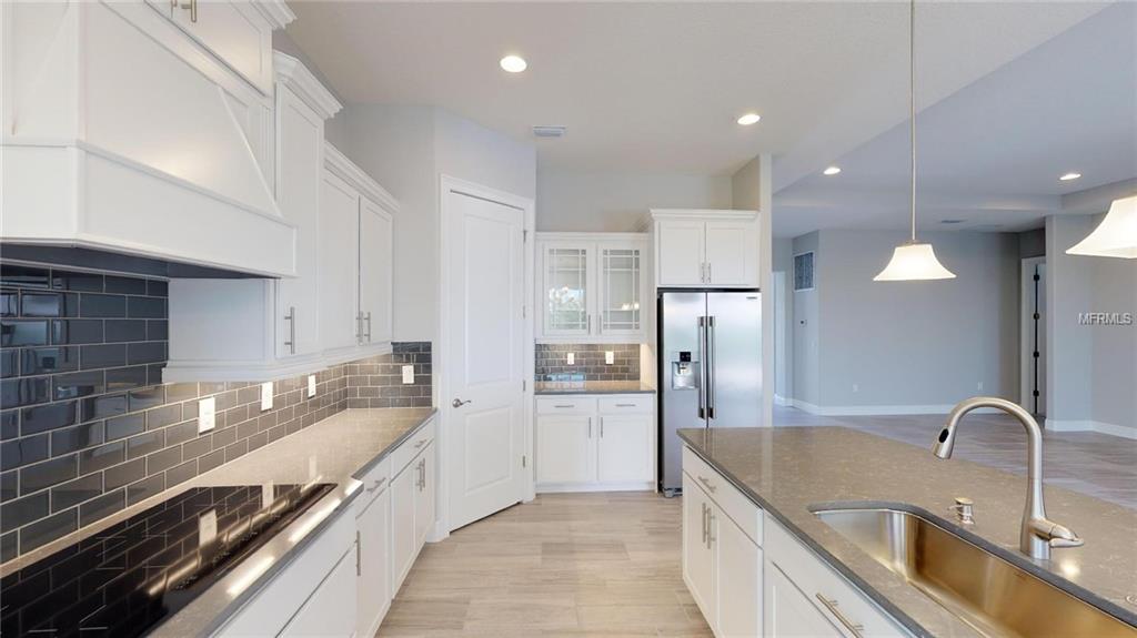 7466 RIPETTA DRIVE, SARASOTA, Florida 34240, 4 Bedrooms Bedrooms, 10 Rooms Rooms,4 BathroomsBathrooms,Residential,For sale,RIPETTA,T2926993